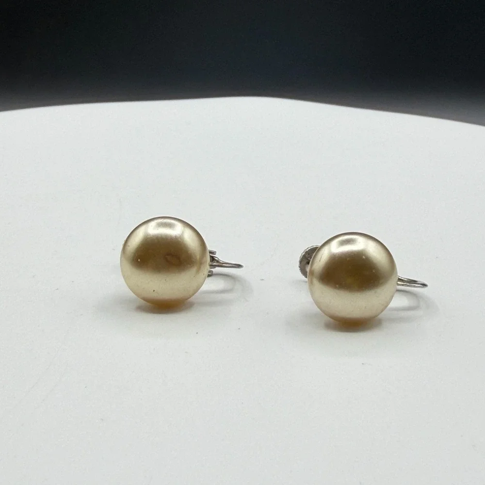 Faux Pearl Screw Back Earrings Champagne Cream Silver Tone Classic Costume Pair
